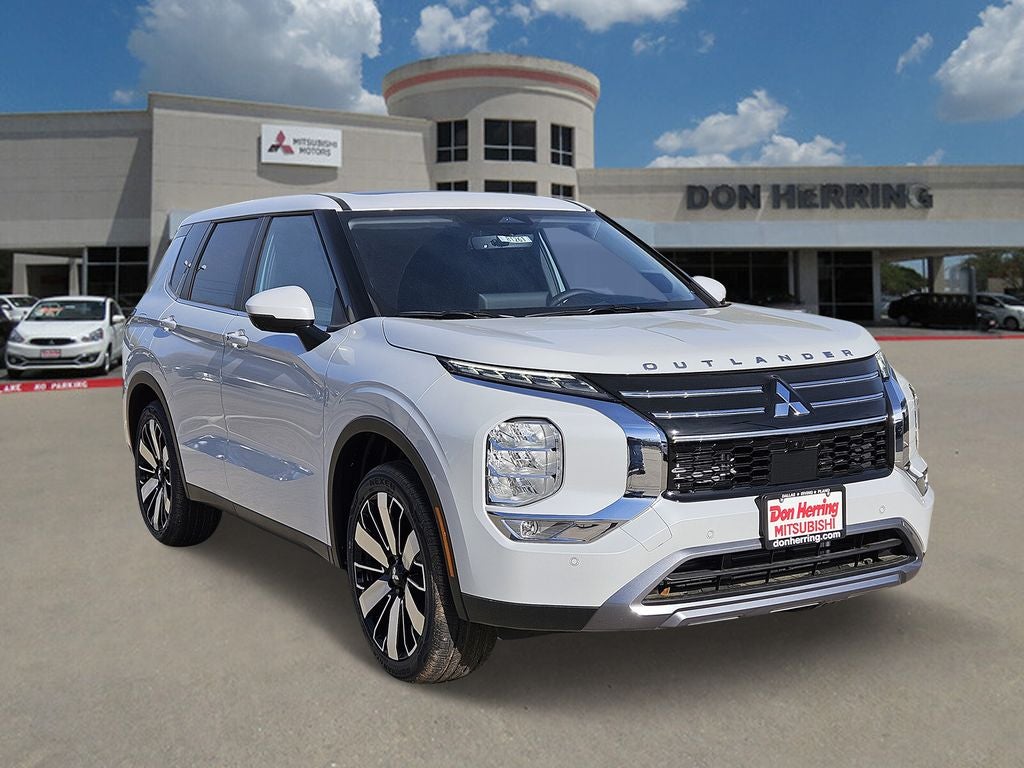 2026 Mitsubishi Outlander SE