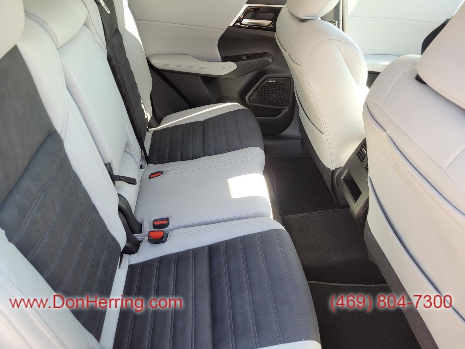 2026 Mitsubishi Outlander SE 2WD