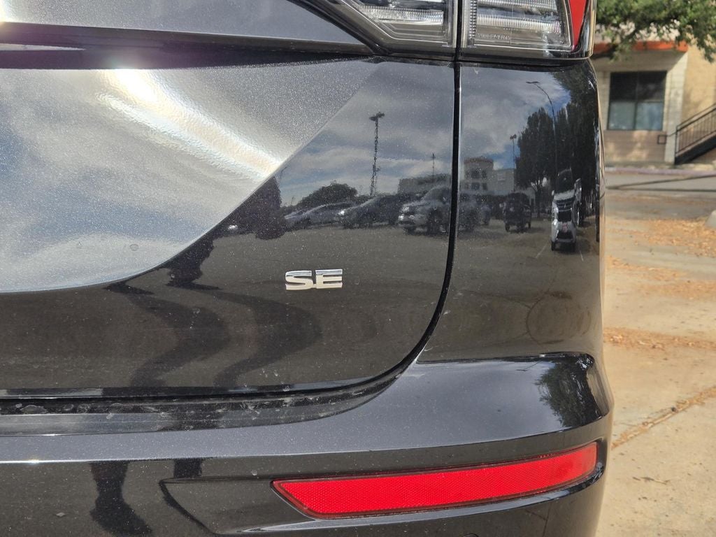 2026 Mitsubishi Outlander SE