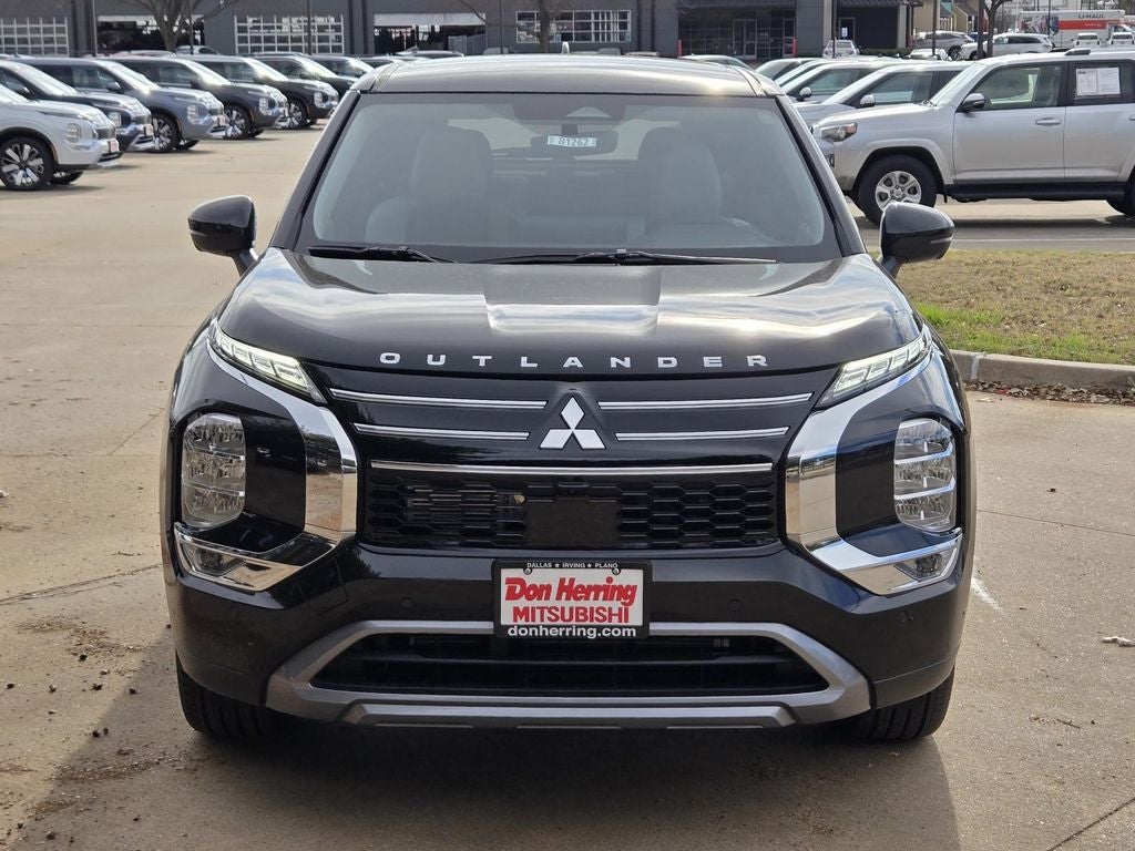2026 Mitsubishi Outlander SE