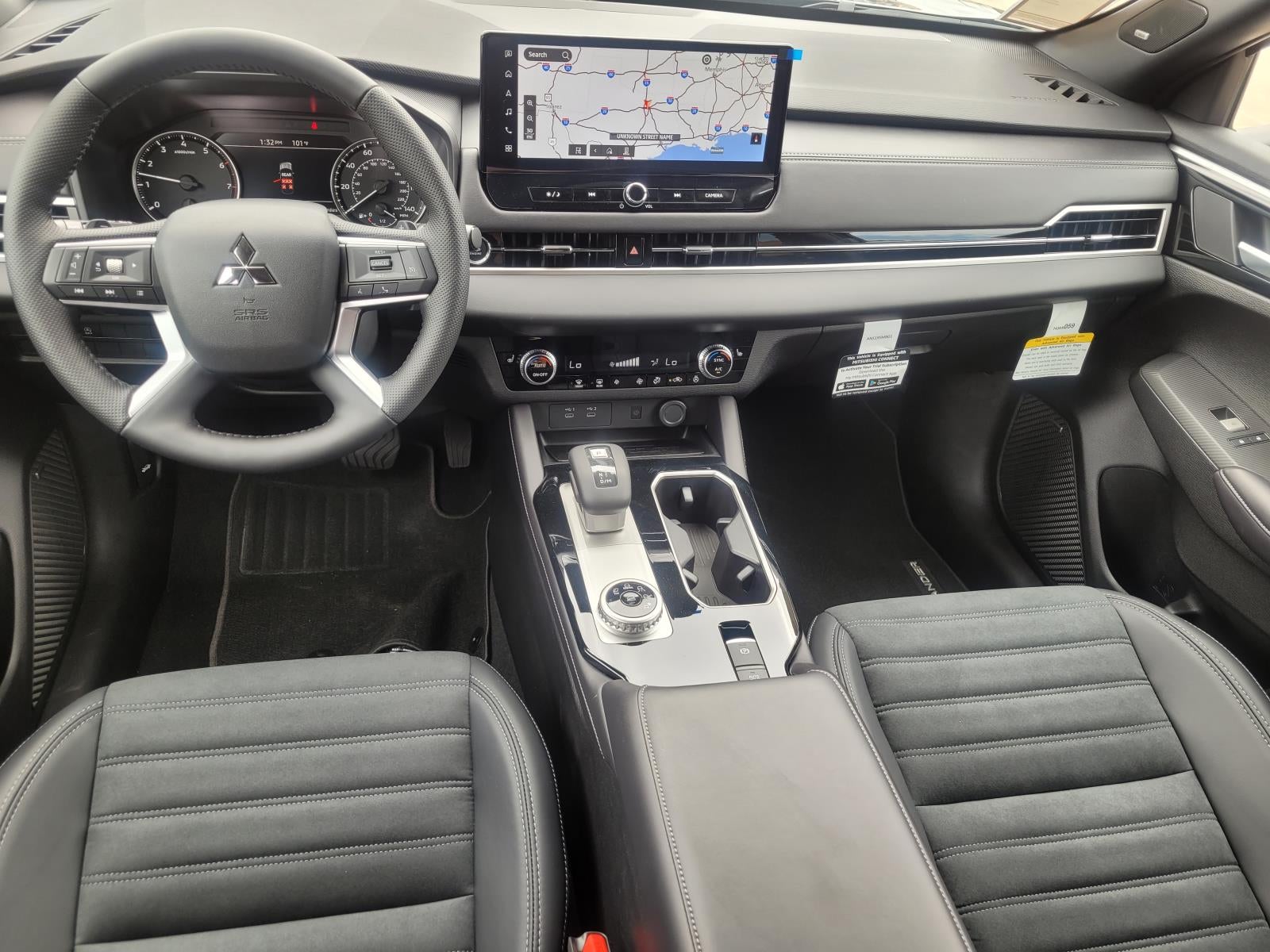 2026 Mitsubishi Outlander LE