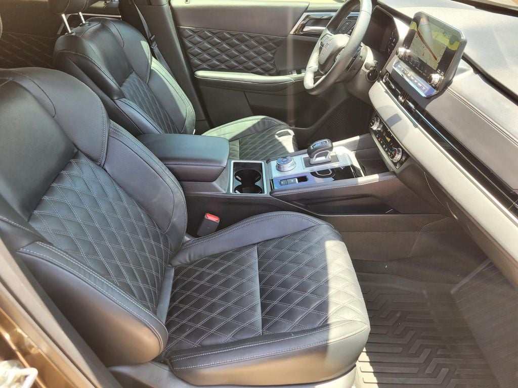 2024 Mitsubishi Outlander SEL