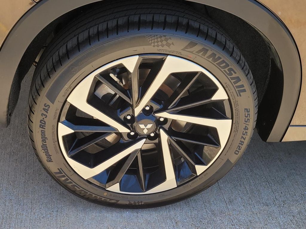 2024 Mitsubishi Outlander SEL