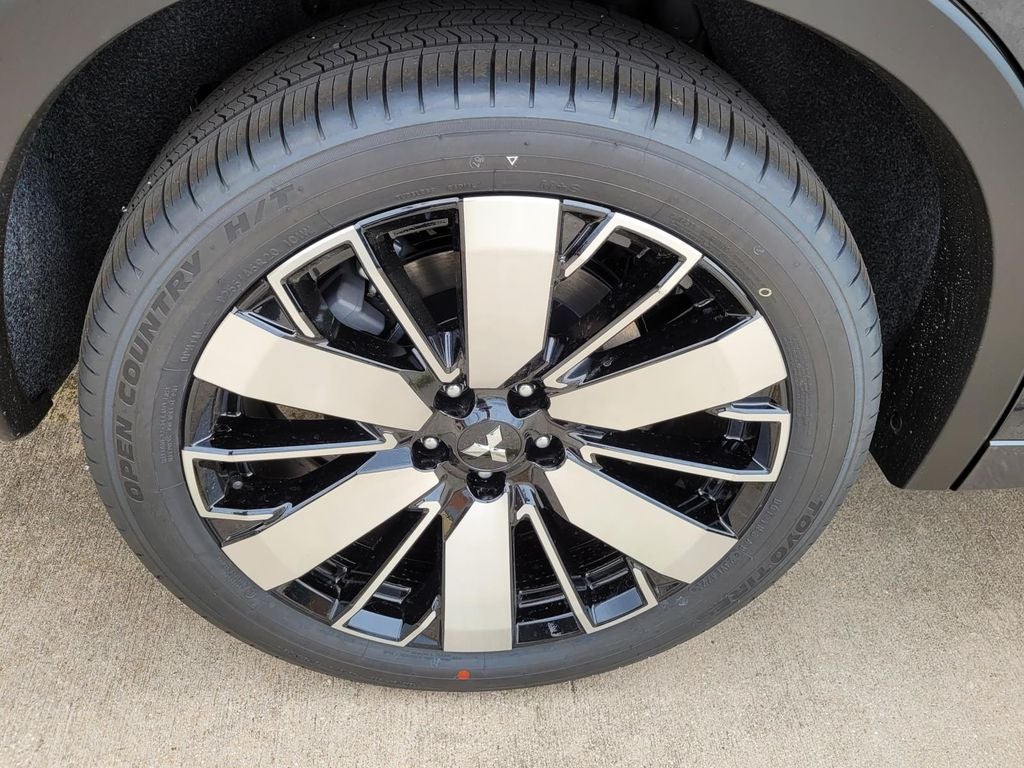 2026 Mitsubishi Outlander SEL