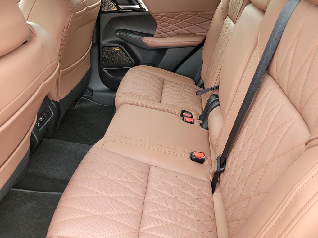 2026 Mitsubishi Outlander SEL