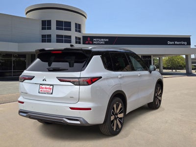 2026 Mitsubishi Outlander SEL