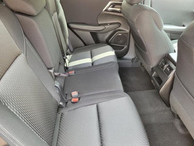 2026 Mitsubishi Outlander ES