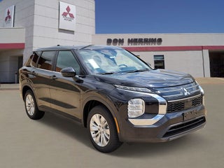 2026 Mitsubishi Outlander ES