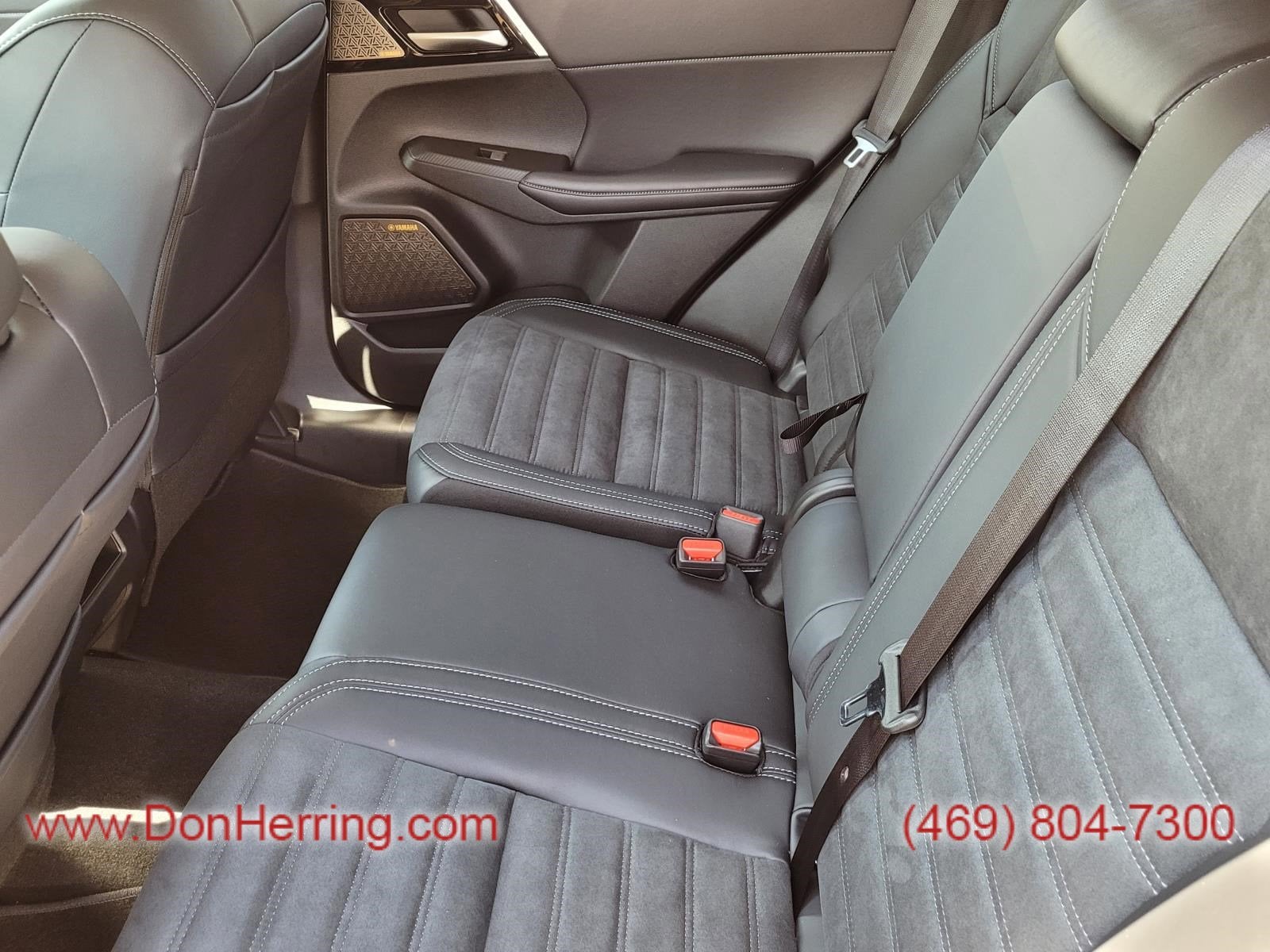 2025 Mitsubishi Outlander SE AWC