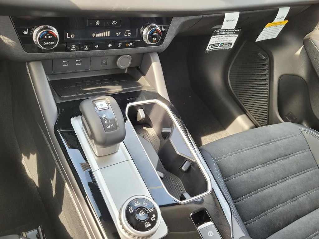 2026 Mitsubishi Outlander Trail Edition