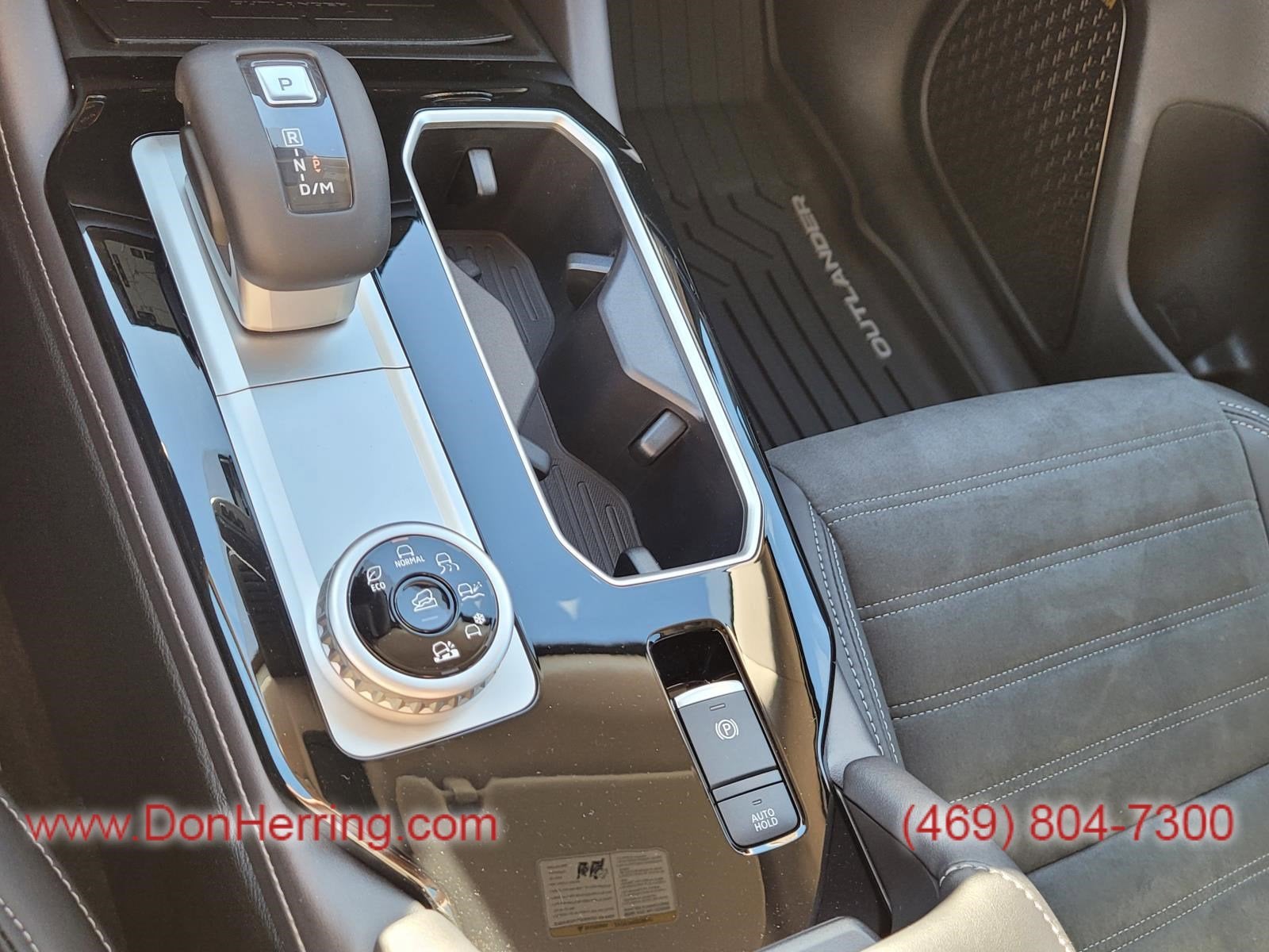 2026 Mitsubishi Outlander SE AWC