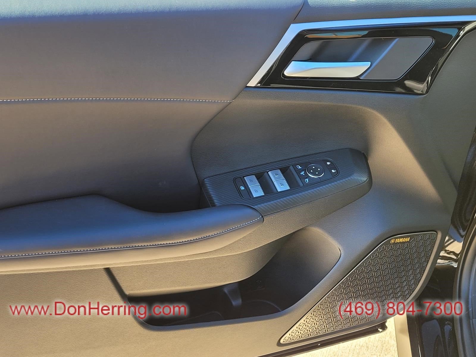 2026 Mitsubishi Outlander SE AWC