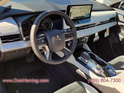 2026 Mitsubishi Outlander SE AWC