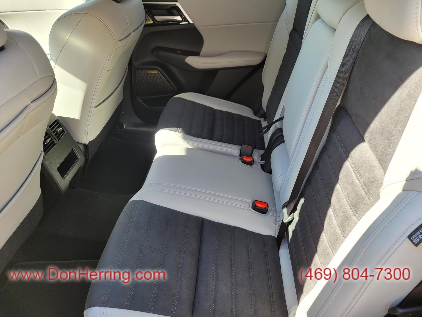 2026 Mitsubishi Outlander SE AWC