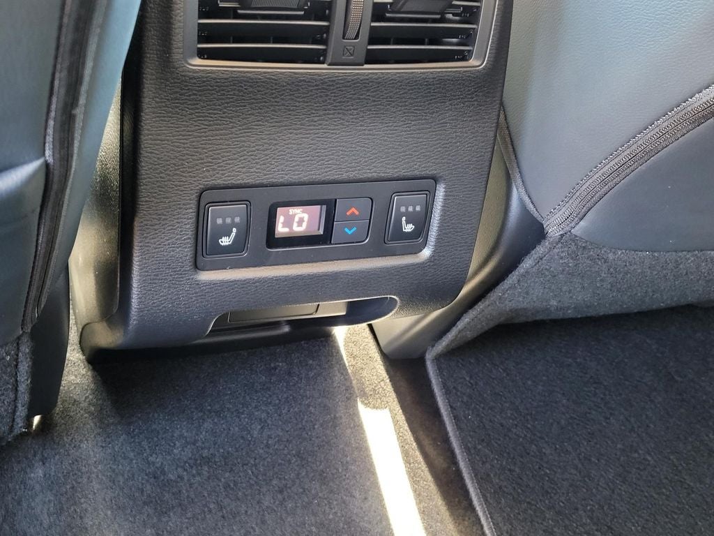 2026 Mitsubishi Outlander SEL