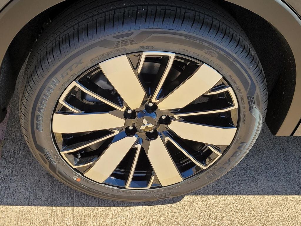 2026 Mitsubishi Outlander SEL