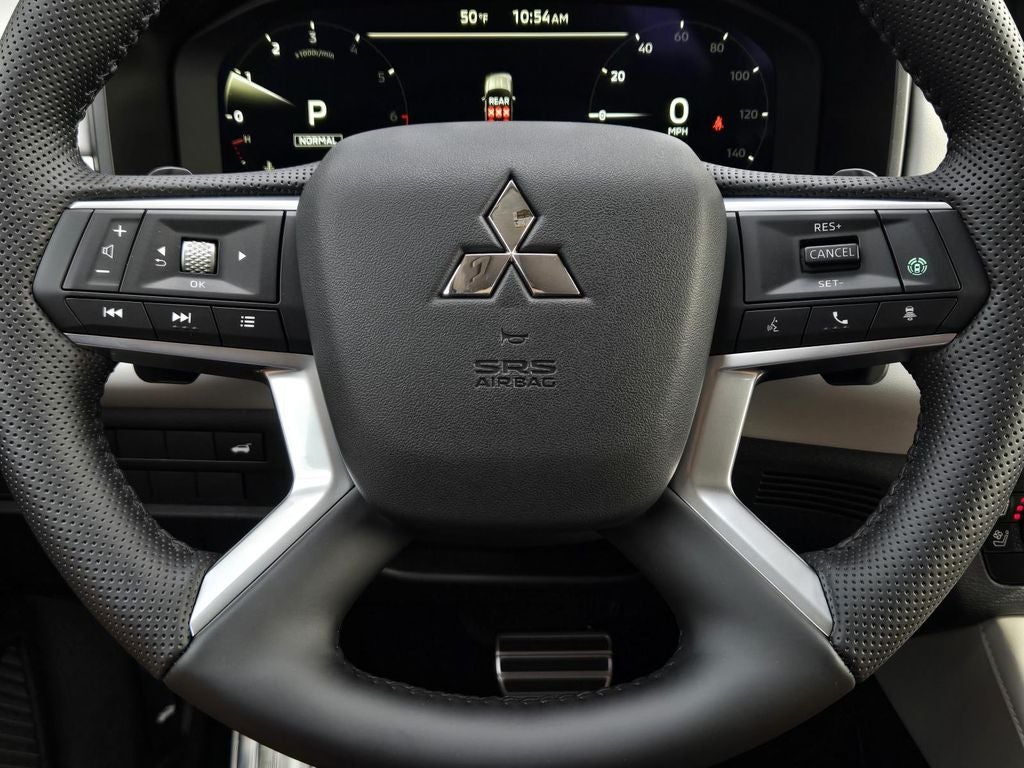 2026 Mitsubishi Outlander SEL