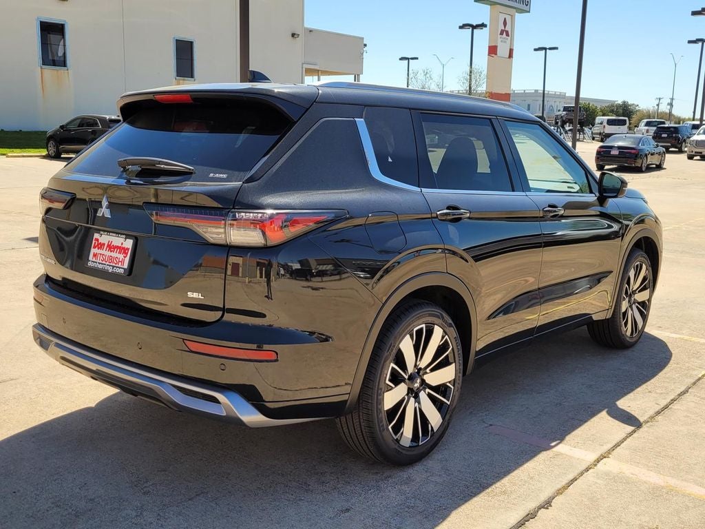 2026 Mitsubishi Outlander SEL