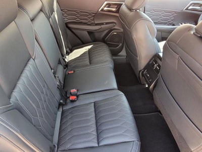 2026 Mitsubishi Outlander SEL