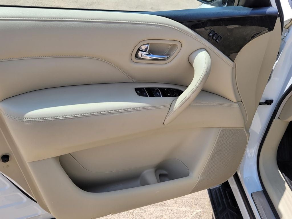 2022 INFINITI QX80 LUXE