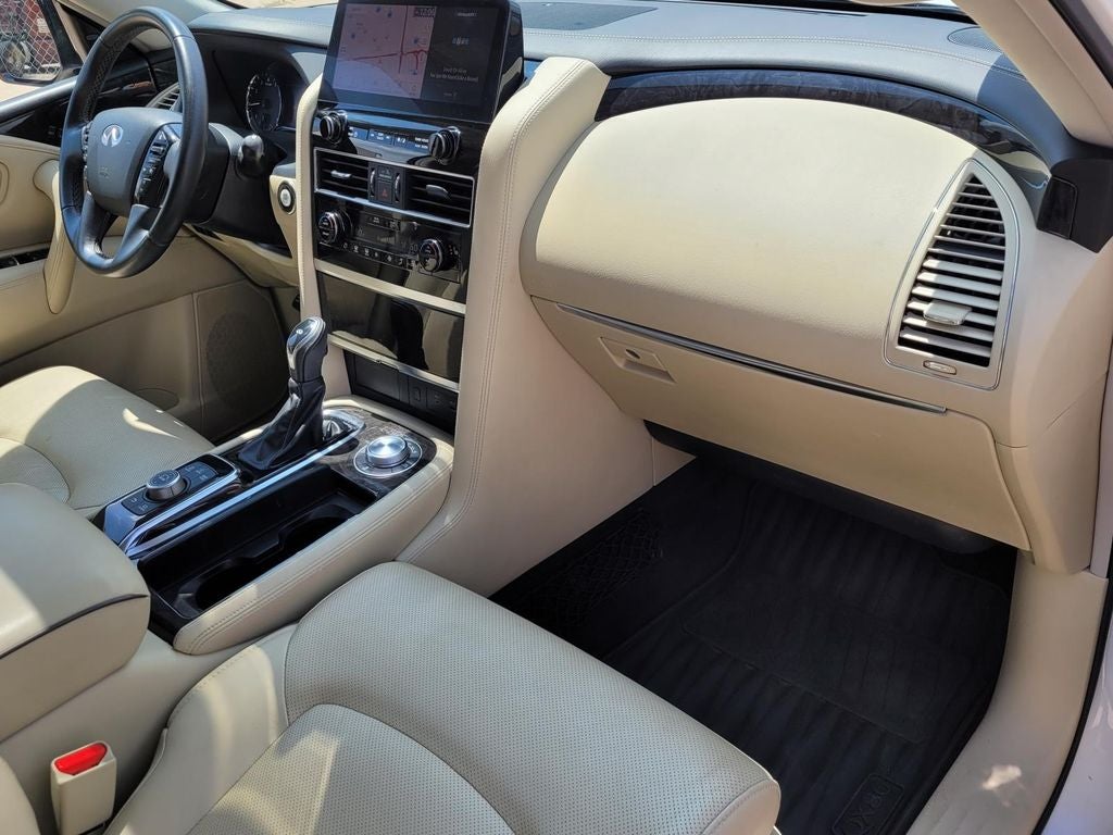 2022 INFINITI QX80 LUXE