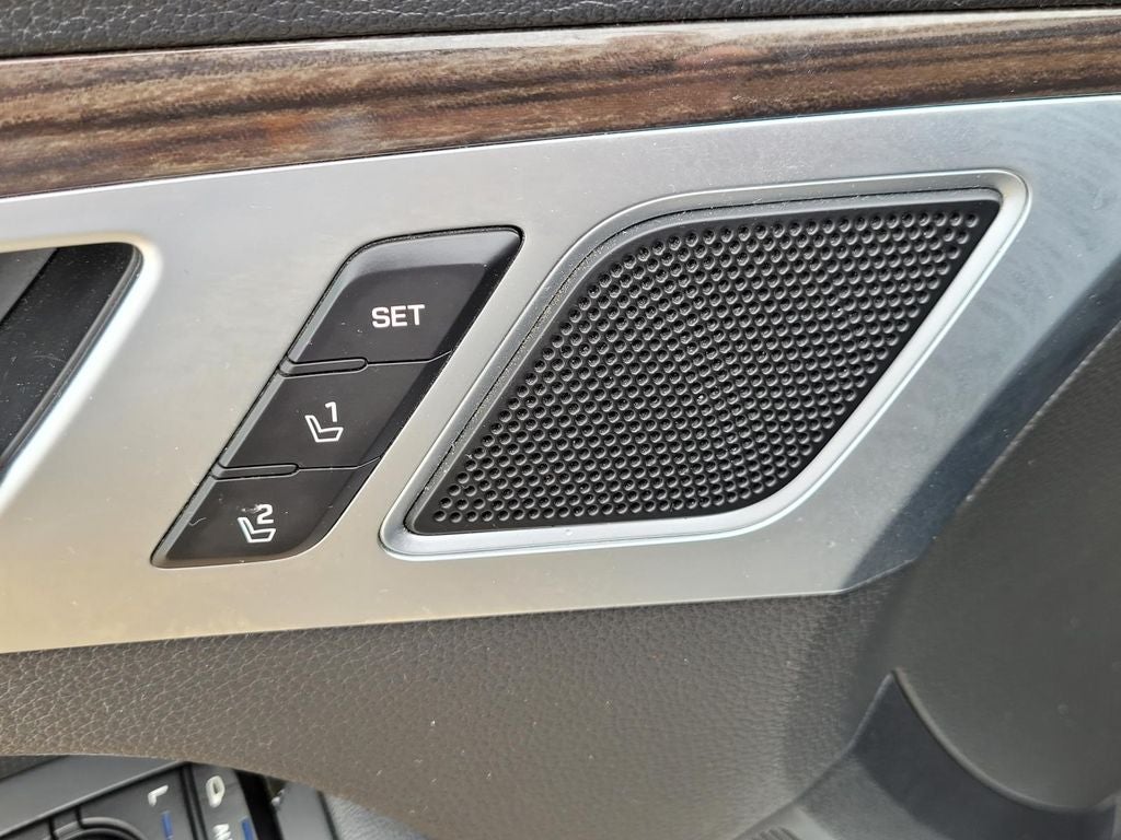 2015 Hyundai Genesis 3.8L