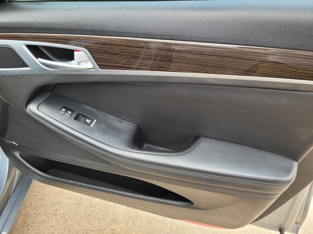 2015 Hyundai Genesis 3.8L