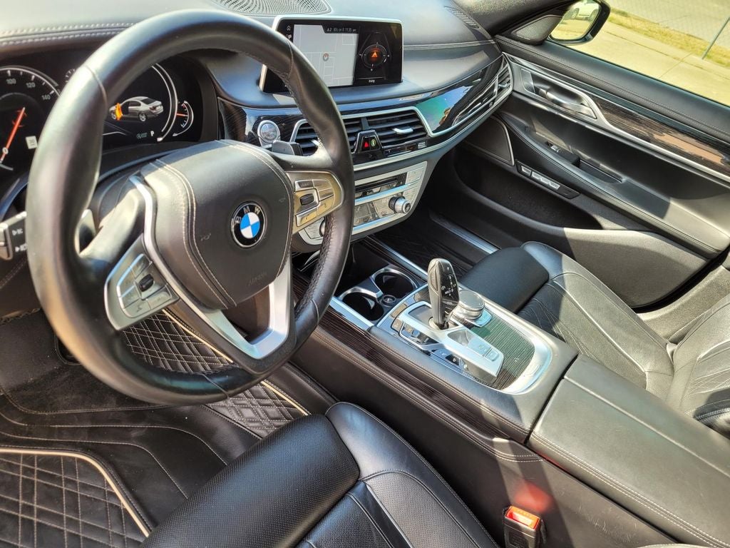 2016 BMW 7 series 750i
