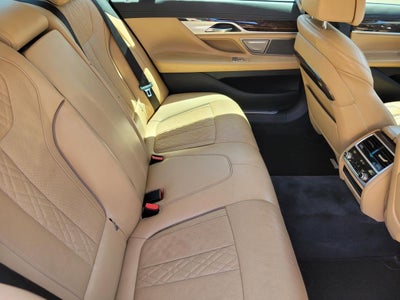 2021 BMW 7 series 740i