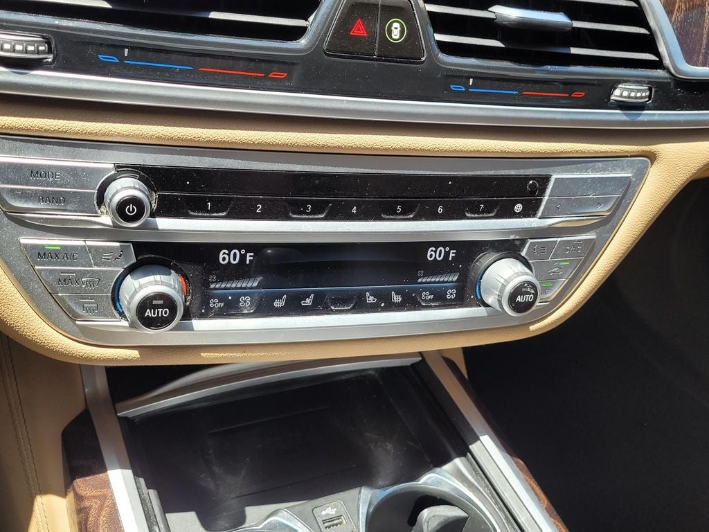2021 BMW 7 series 740i