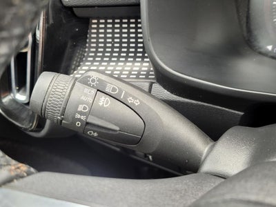 2022 Volvo XC40 R-Design