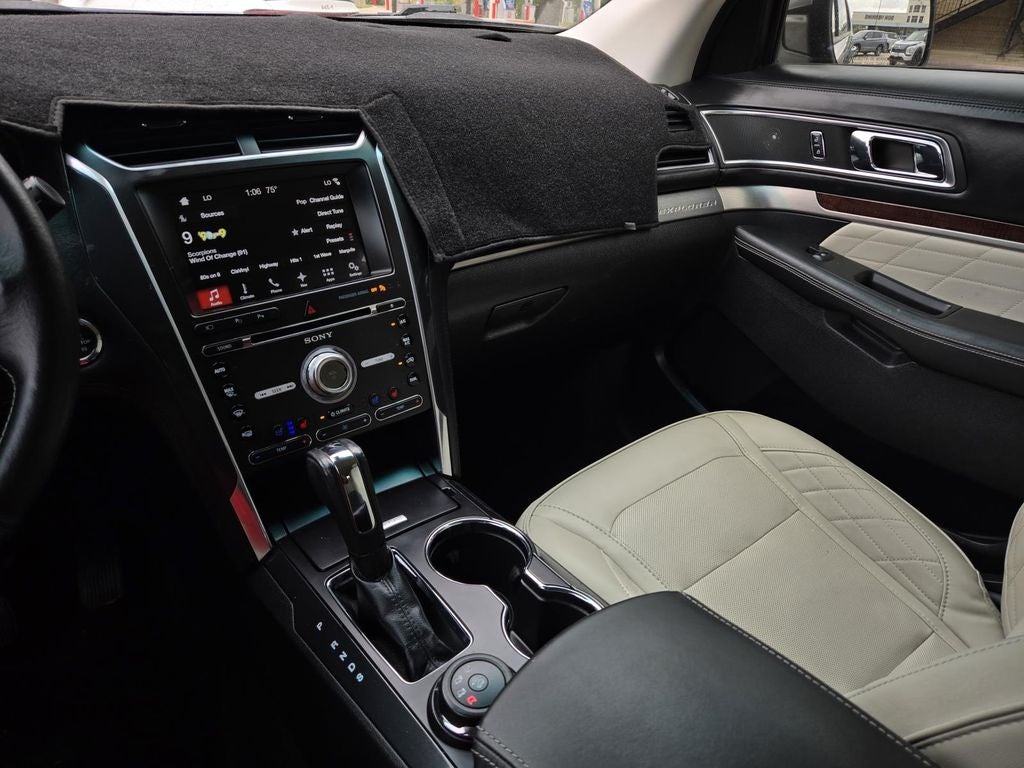 2017 Ford Explorer Platinum