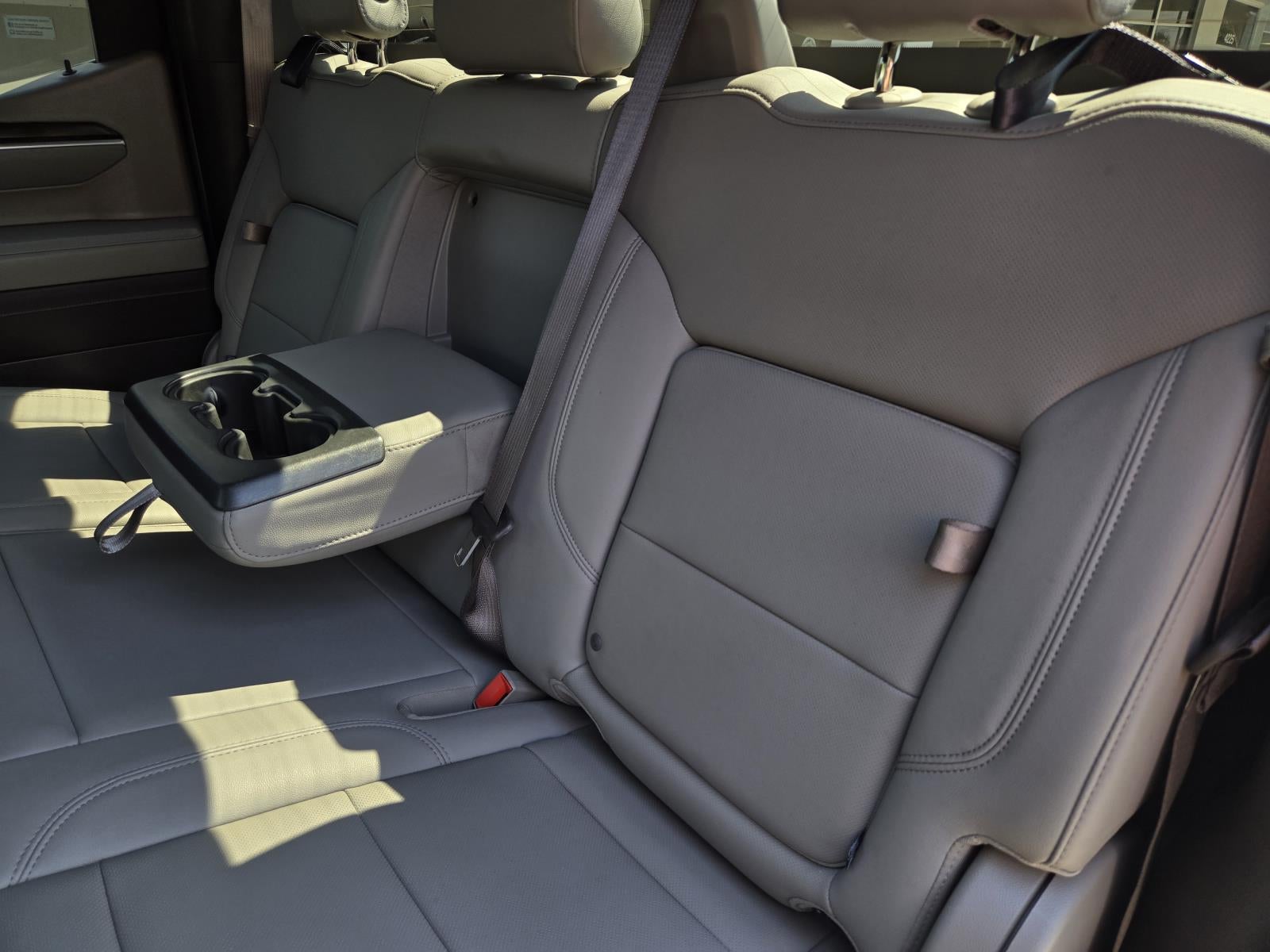 2025 GMC Sierra SLT