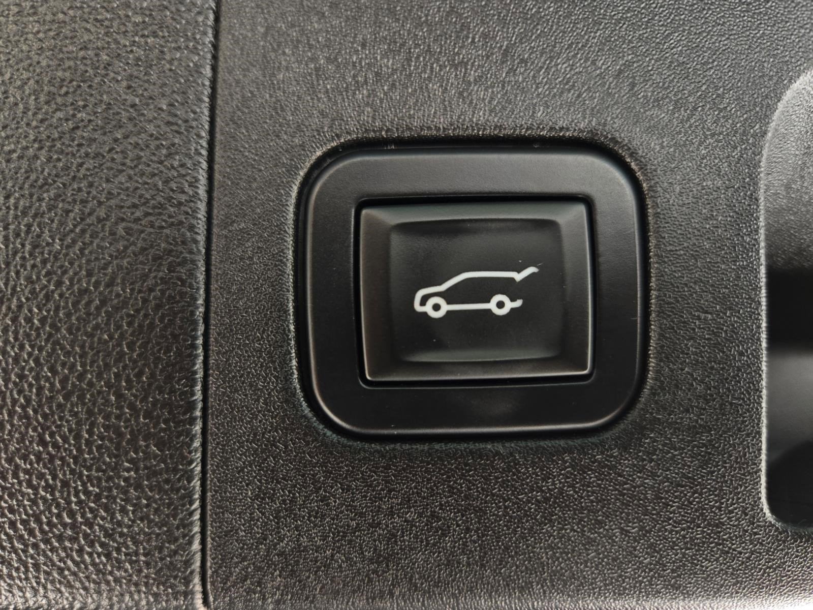 2018 Cadillac XT5 Luxury FWD