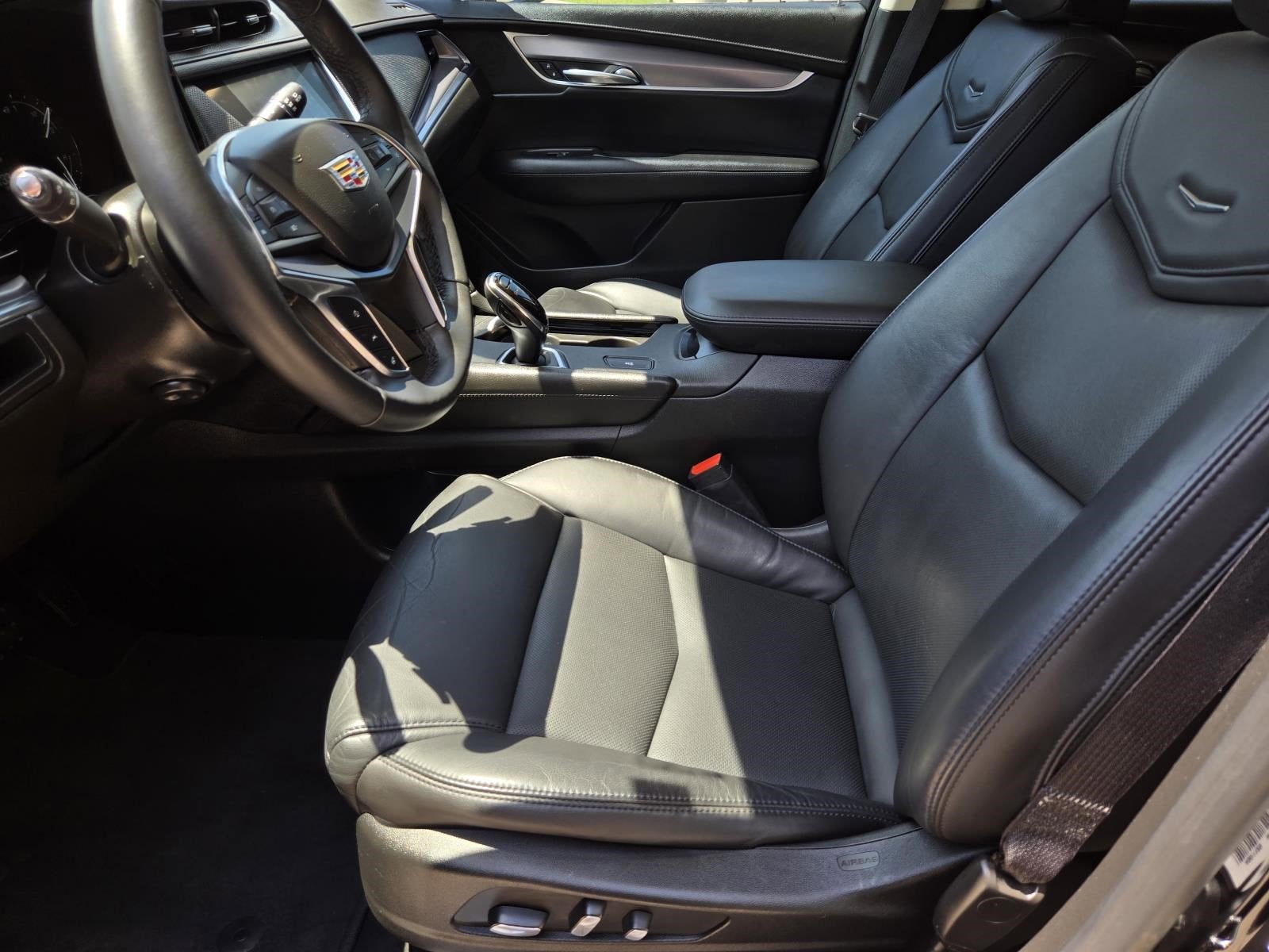 2018 Cadillac XT5 Luxury FWD