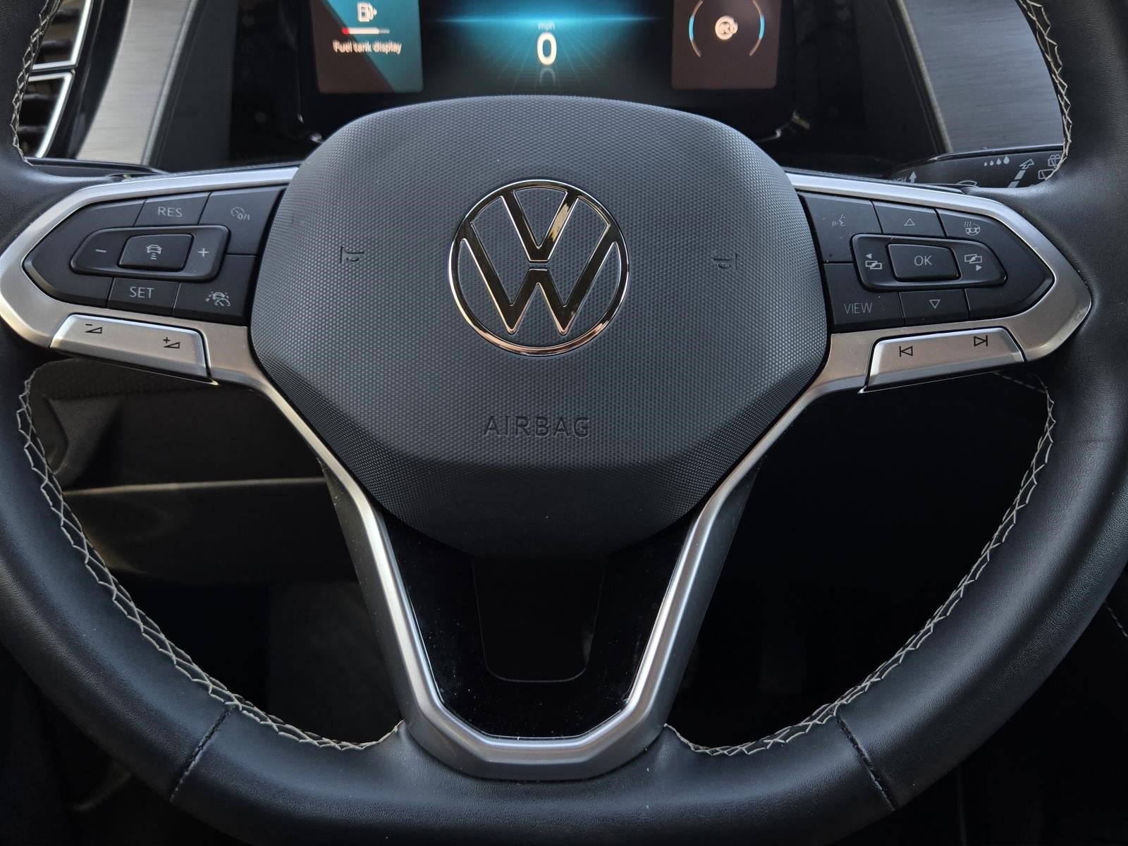 2025 Volkswagen Atlas Cross Sport 2.0T SE w/Technology