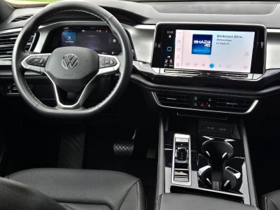2025 Volkswagen Atlas Cross Sport 2.0T SE w/Technology