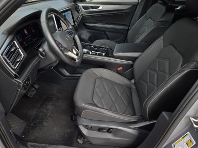 2025 Volkswagen Atlas Cross Sport 2.0T SE w/Technology