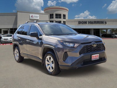2020 Toyota RAV4 LE