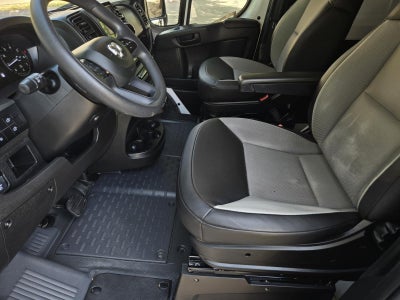2025 RAM ProMaster 2500 Tradesman