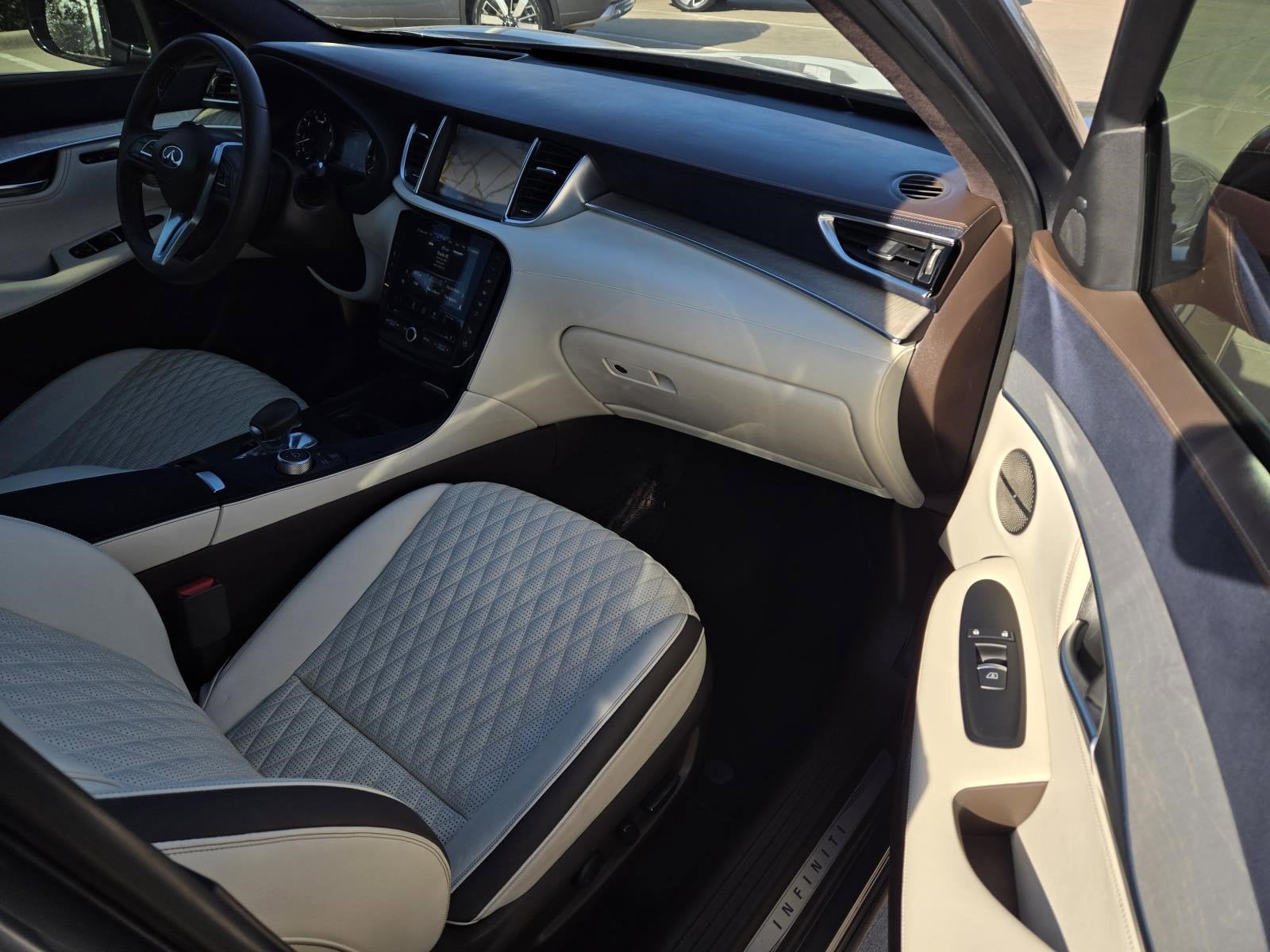 2019 INFINITI QX50 ESSENTIAL