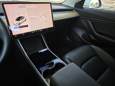 2019 Tesla Model 3 Standard Range Plus