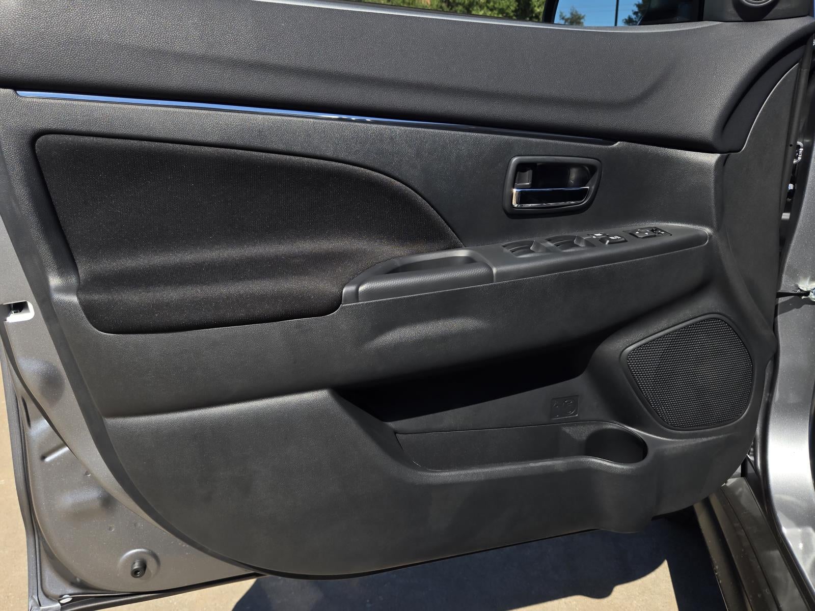 2027 Mitsubishi Outlander Sport S