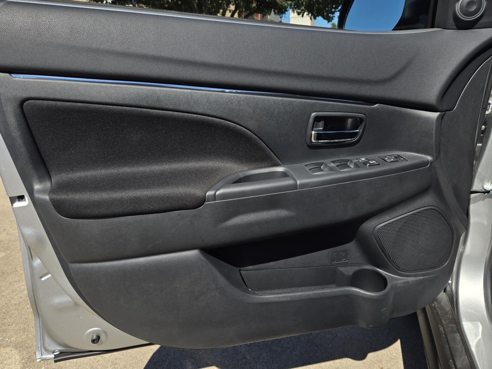 2027 Mitsubishi Outlander Sport S
