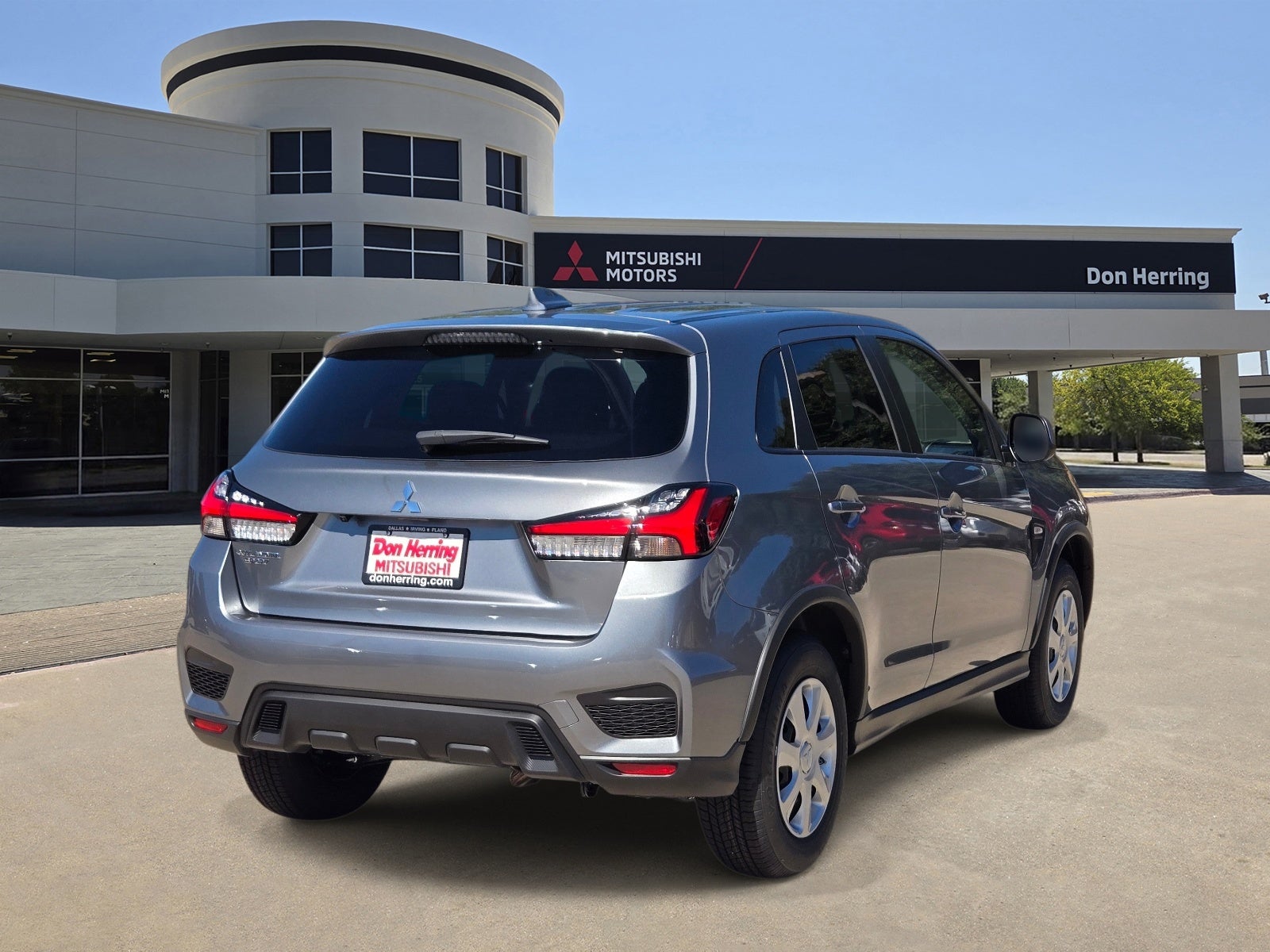 2027 Mitsubishi Outlander Sport S