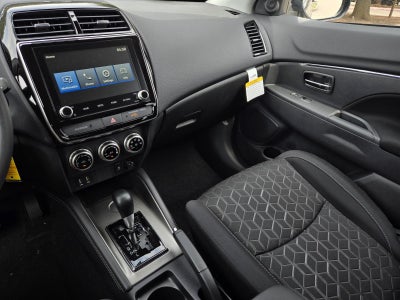 2027 Mitsubishi Outlander Sport ES