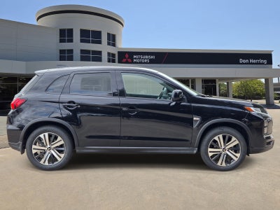 2027 Mitsubishi Outlander Sport ES