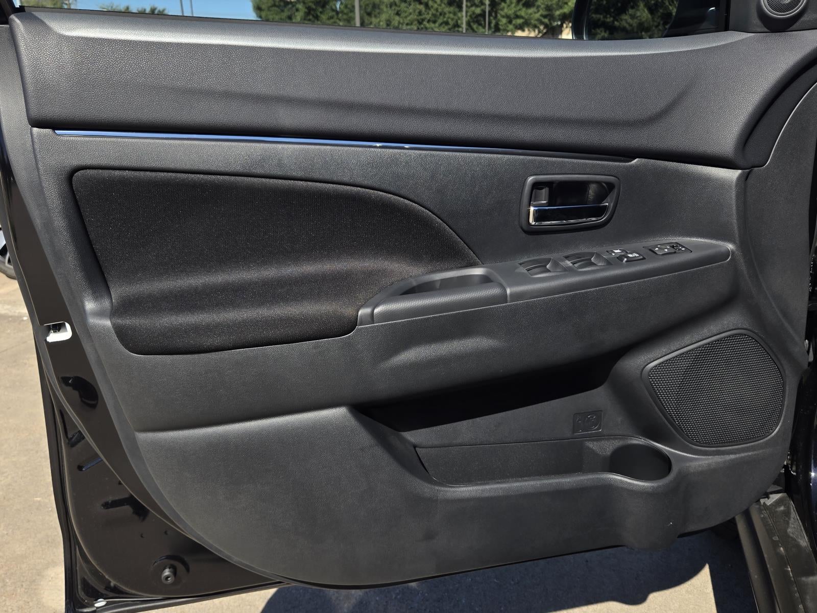 2027 Mitsubishi Outlander Sport S