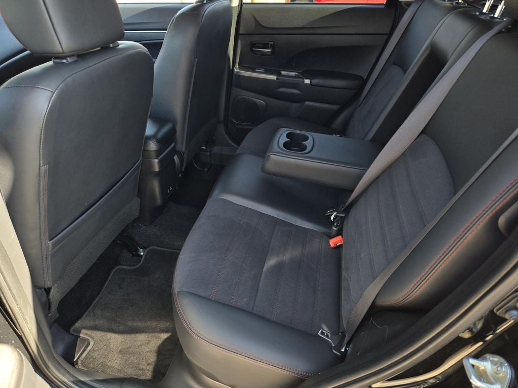 2024 Mitsubishi Outlander Sport SE