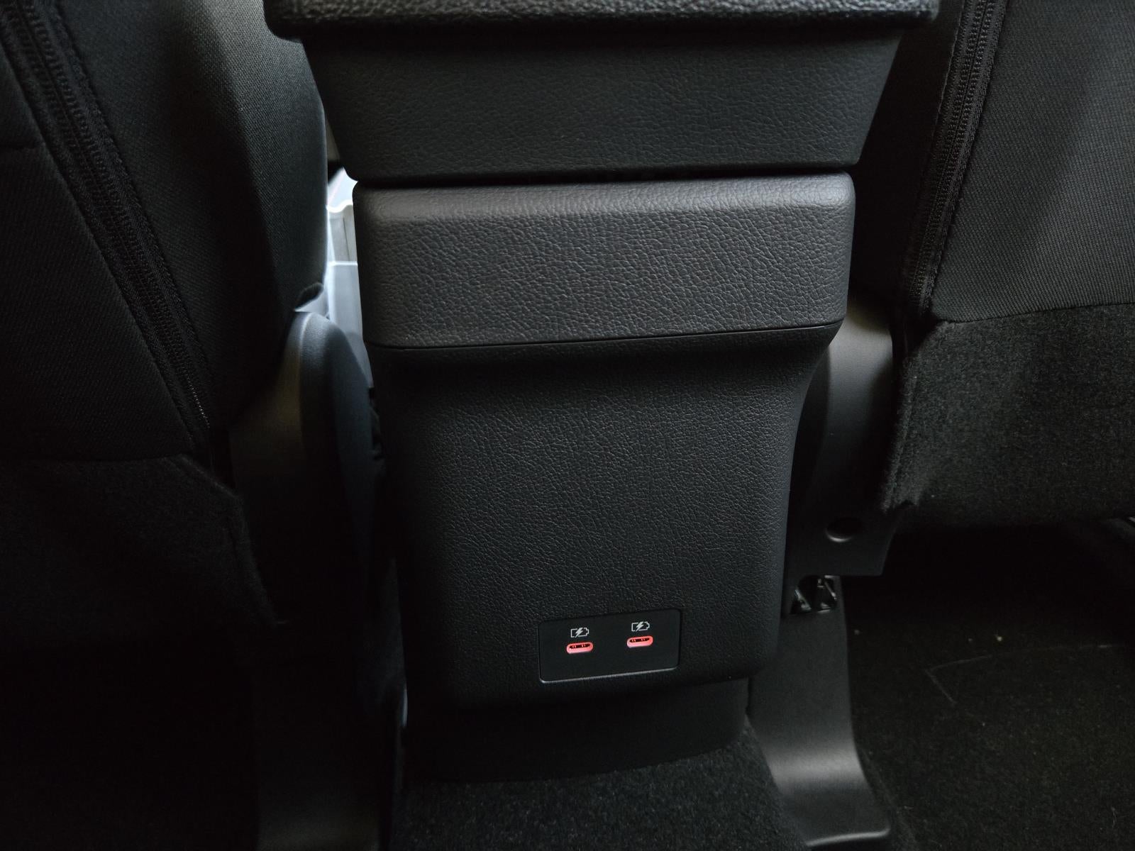 2027 Mitsubishi Outlander Sport LE